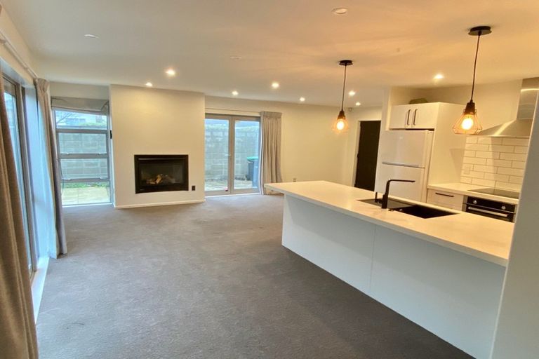 Photo of property in 25 Champion Street, Edgeware, Christchurch, 8013