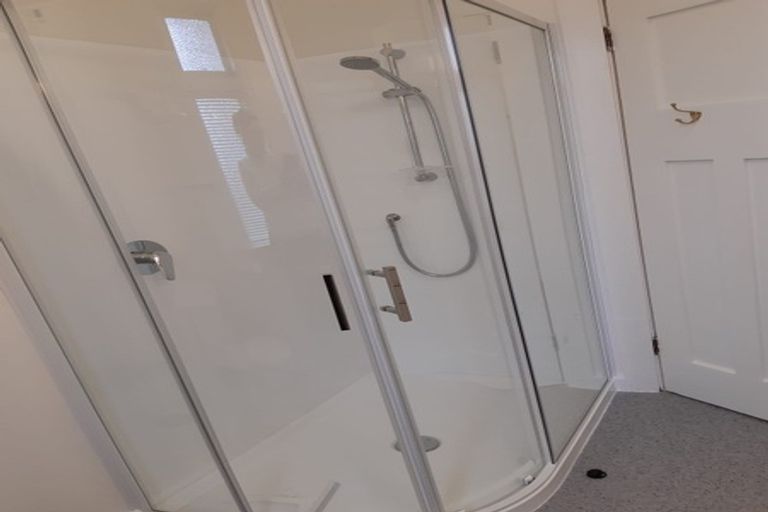 Photo of property in 44a Stone Street, Miramar, Wellington, 6022