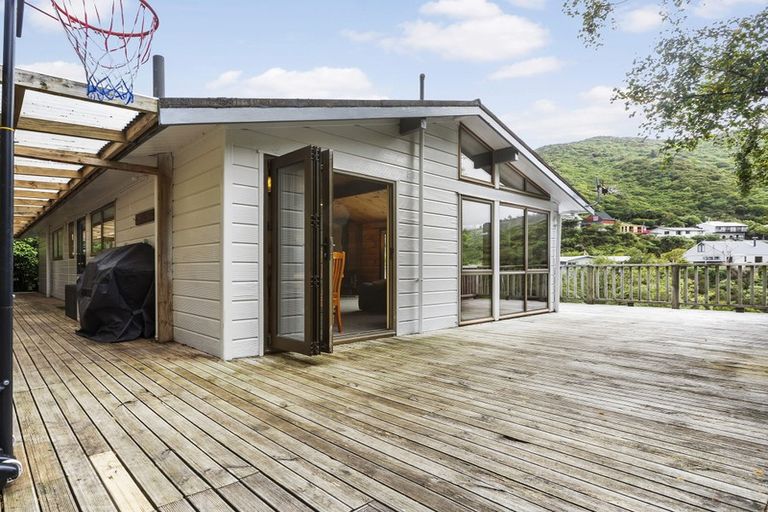 Photo of property in 117 Awarua Street, Ngaio, Wellington, 6035