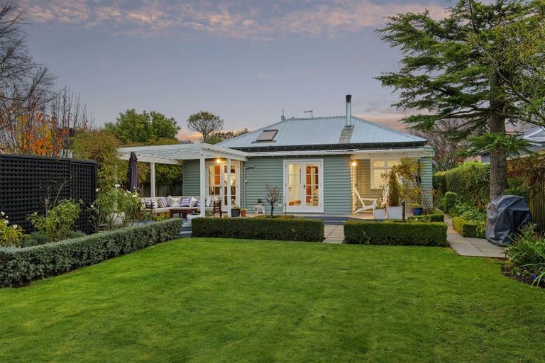 Photo of property in 72 Francis Avenue, Mairehau, Christchurch, 8013