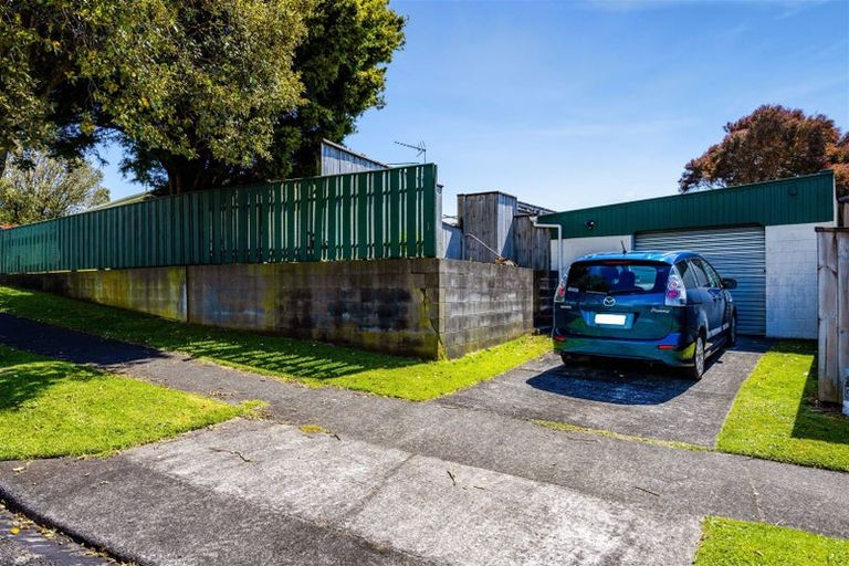 Photo of property in 1 Antonia Place, Bell Block, New Plymouth, 4312