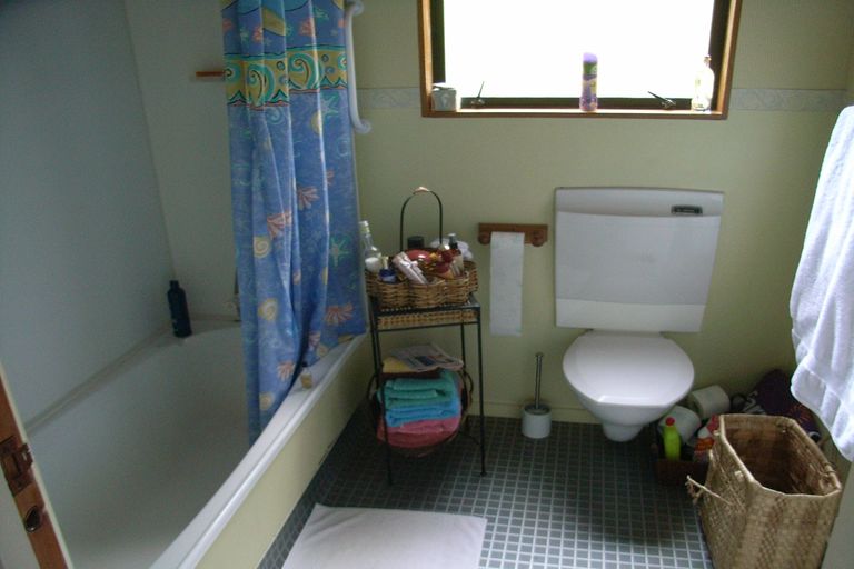 Photo of property in 90a The Circle, Manly, Whangaparaoa, 0930