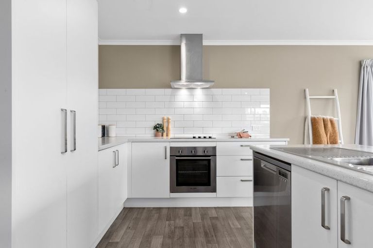 Photo of property in 70 Lucca Crescent, Rolleston, 7615