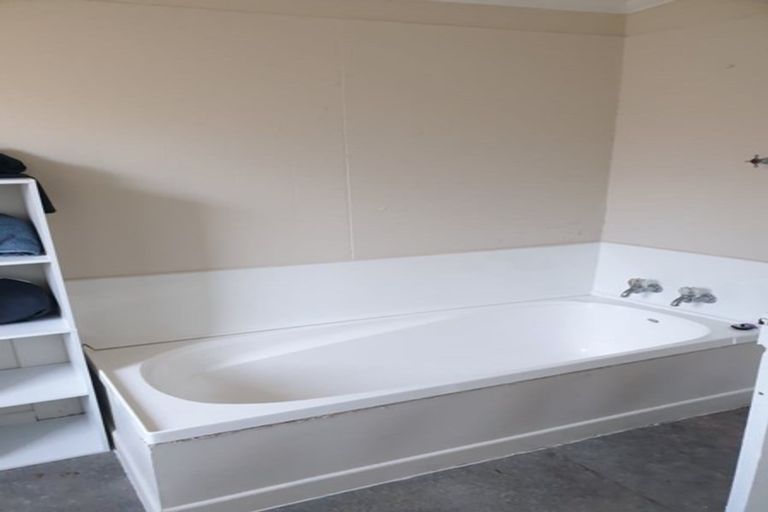 Photo of property in 9 Denton Street, Gore, 9710