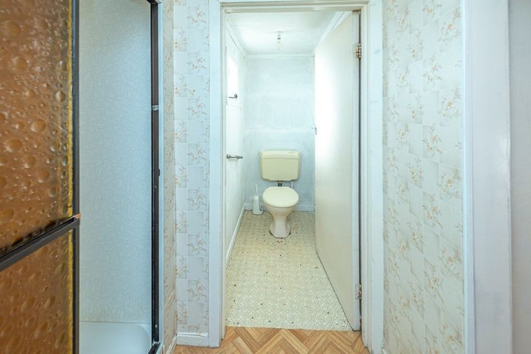 Photo of property in 98 Cornfoot Street, Castlecliff, Whanganui, 4501