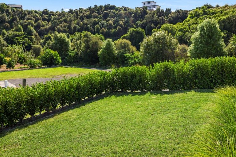 Photo of property in 87 Pakanga Grove, Pyes Pa, Tauranga, 3112