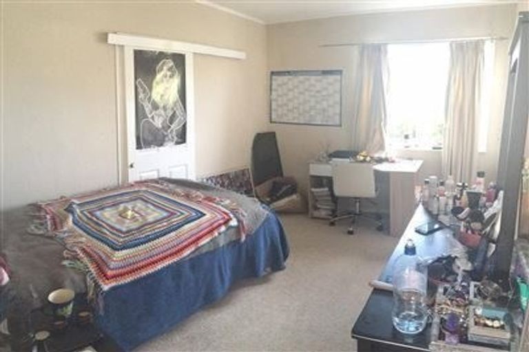 Photo of property in 78 Arran Road, Browns Bay, Auckland, 0630