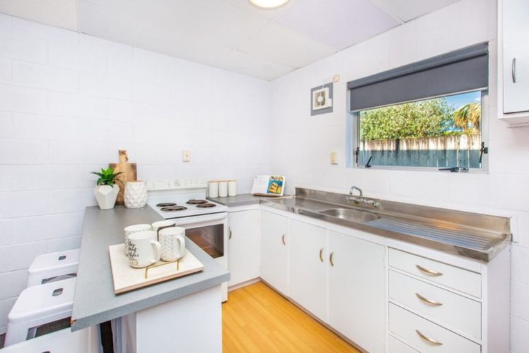 Photo of property in 2/7 Opoia Road, Hamilton East, Hamilton, 3216