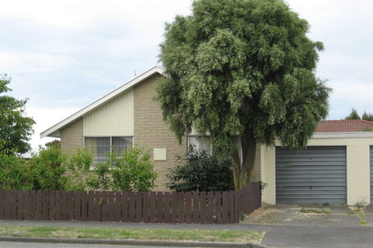 Photo of property in 1/79 Hay Street, Bromley, Christchurch, 8062