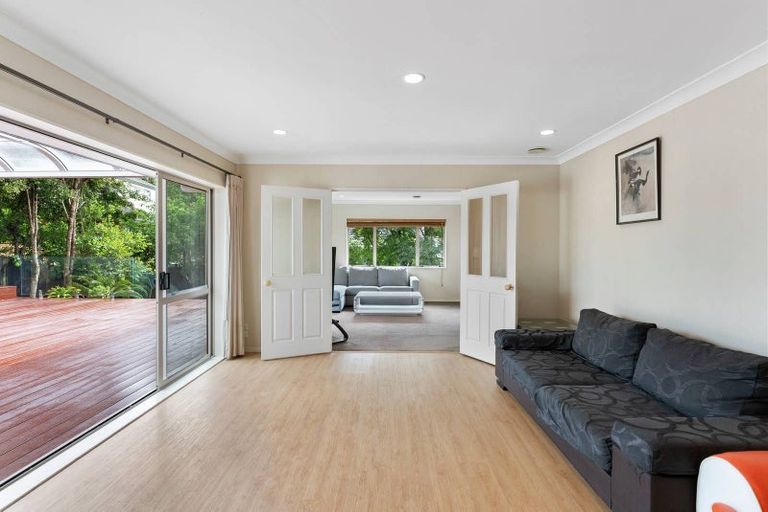 Photo of property in 22 Westview Court, Somerville, Auckland, 2014