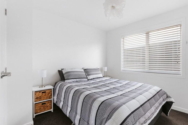 Photo of property in 73 Bert Wall Drive, Omokoroa, 3114