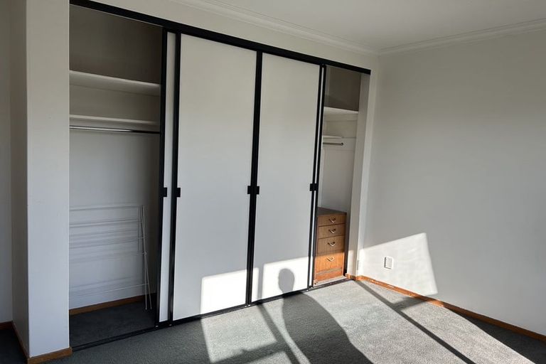 Photo of property in 6 Randolph Road, Crofton Downs, Wellington, 6035