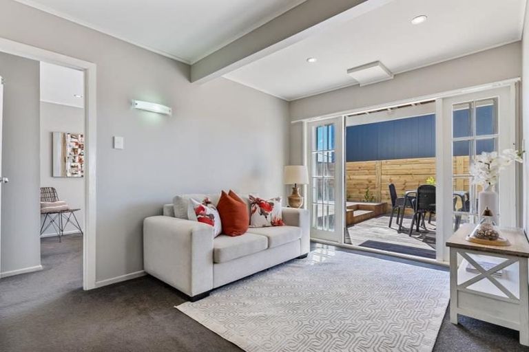 Photo of property in 64 Marlborough Avenue, Glenfield, Auckland, 0629