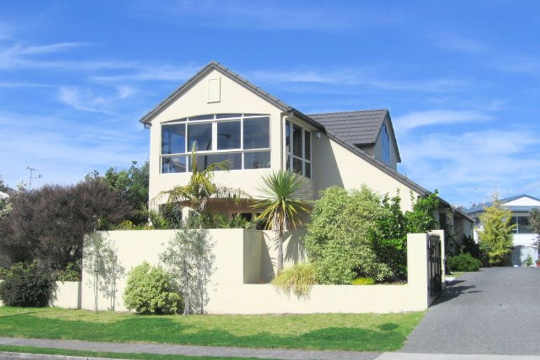 Photo of property in 28 Clyde Street, Mount Maunganui, 3116