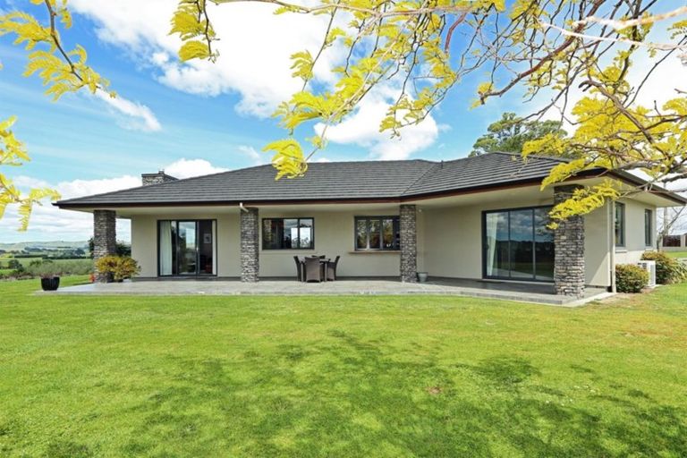 Photo of property in 225 Porangahau Road, Waipukurau, 4200