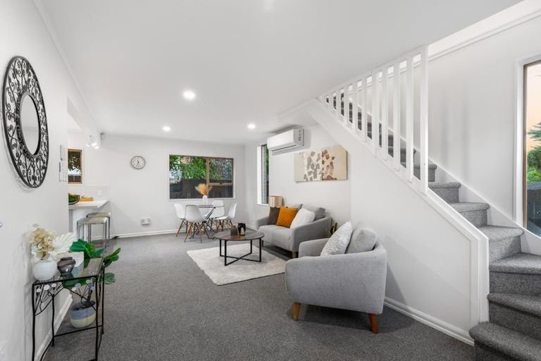 Photo of property in 4/90 Lynwood Road, New Lynn, Auckland, 0600