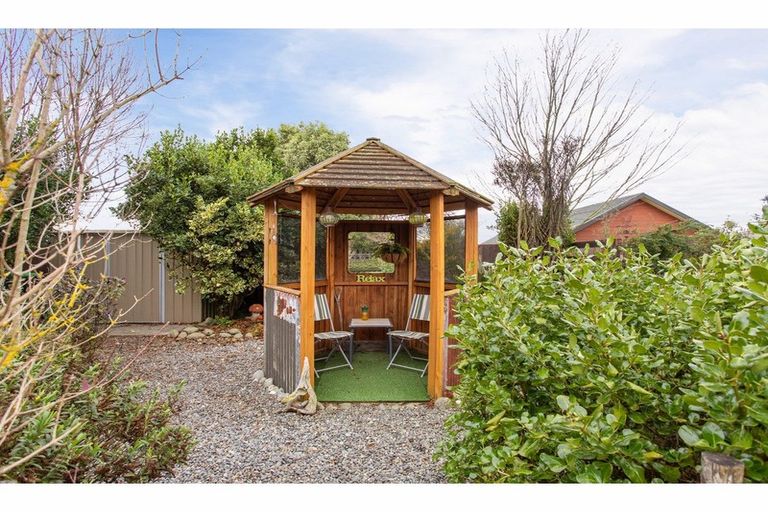 Photo of property in 138 Rangiora Woodend Road, Woodend, 7610