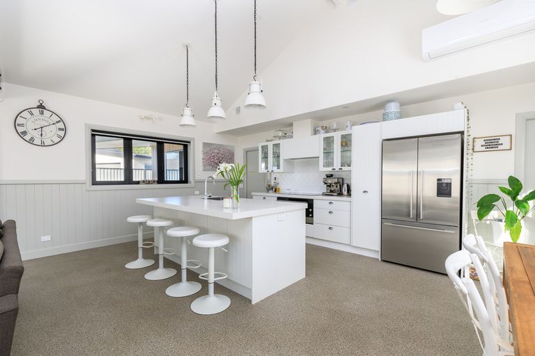 Photo of property in 14 Brooke Place, Alexandra, 9320