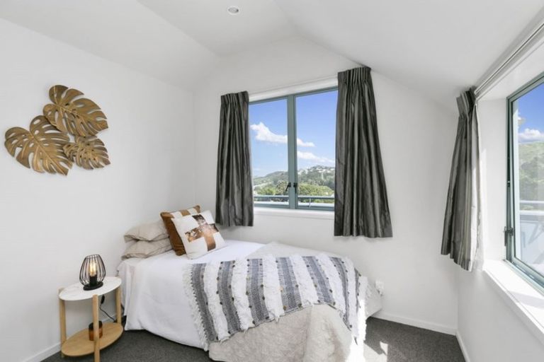 Photo of property in 5/93a Kelburn Parade, Kelburn, Wellington, 6012