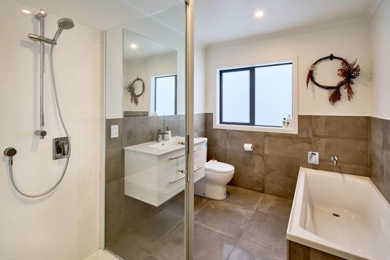 Photo of property in 9 Martha Turnell Crescent, Manor Park, Lower Hutt, 5019