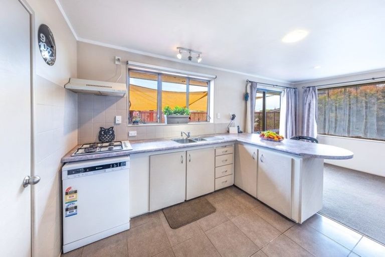 Photo of property in 36 Barnhill Crescent, Pahurehure, Papakura, 2113