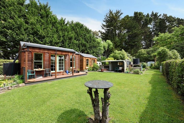 Photo of property in 39 Liverpool Street, Hampden, 9410