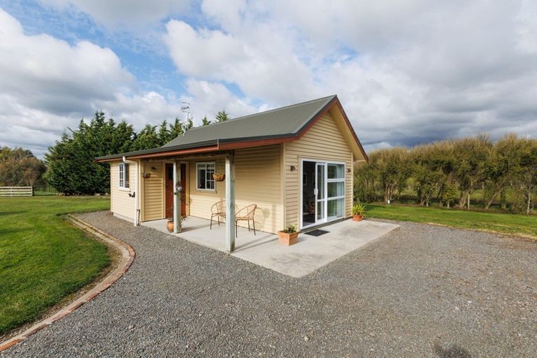 Photo of property in 86 Currins Road, Linton, Palmerston North, 4472