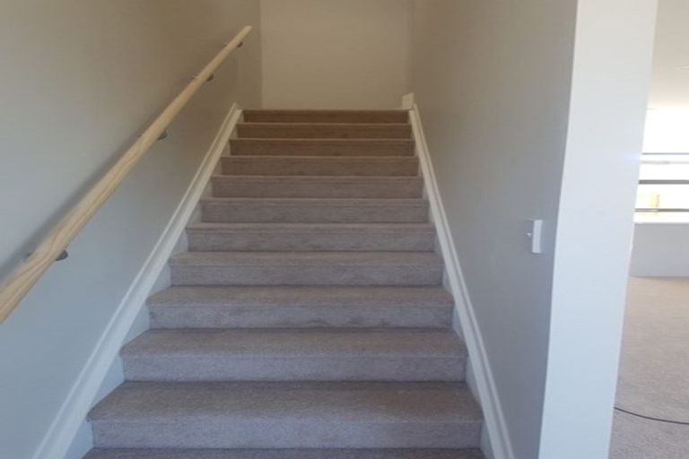 Photo of property in 16b Hollowout Street, Takanini, 2112