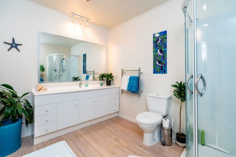 Photo of property in 53 Saint Anne Road, Waipu, 0582