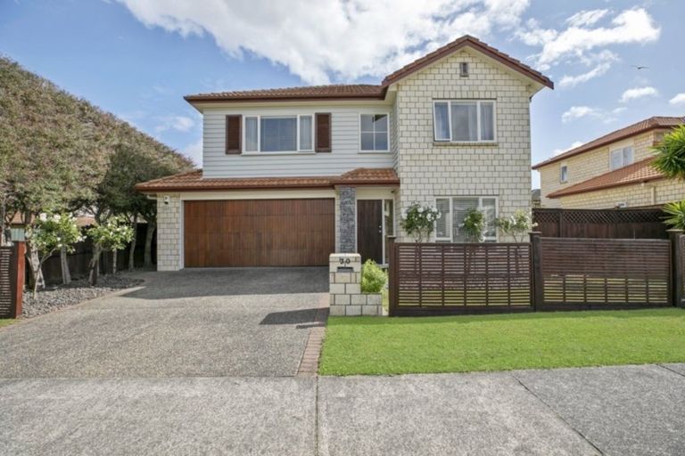 Photo of property in 30 Baverstock Road, Flat Bush, Auckland, 2016