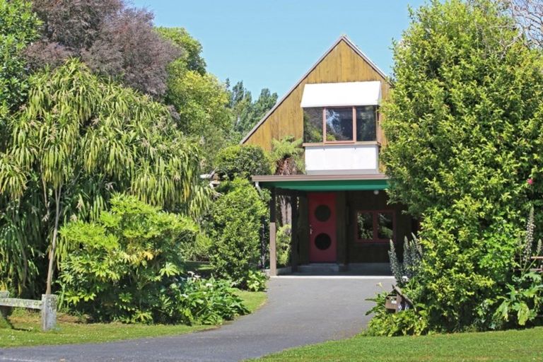 Photo of property in 20 Pipi Street, Te Awanga, 4102