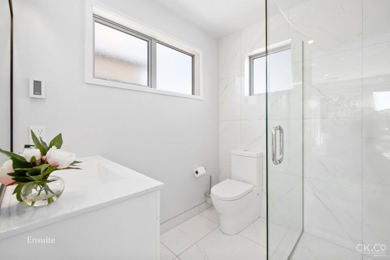 Photo of property in 4 Latimer Way, Petone, Lower Hutt, 5012