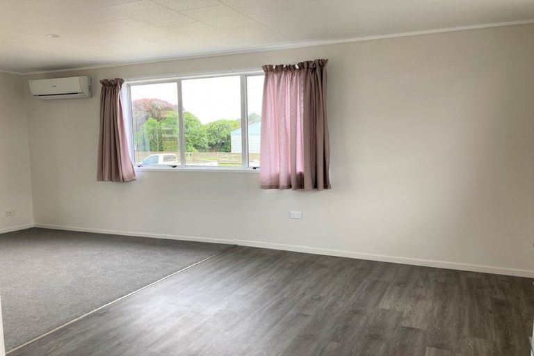 Photo of property in 61 Hume Street, Waitara, 4320