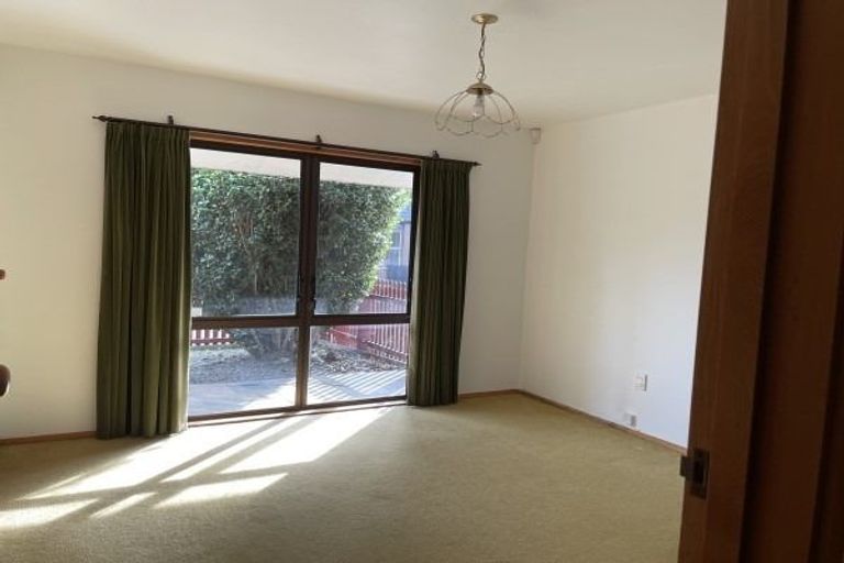 Photo of property in 142 Victoria Avenue, Hokowhitu, Palmerston North, 4410