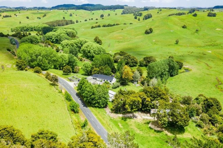 Photo of property in 750 Waiotira Road, Waiotira, 0193