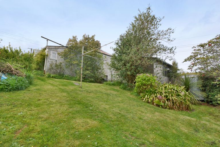 Photo of property in 33 County Road, Kaikorai, Dunedin, 9010