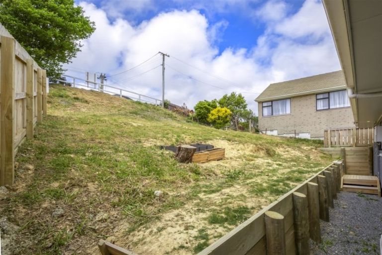Photo of property in 17a Gloucester Street, Cannons Creek, Porirua, 5024