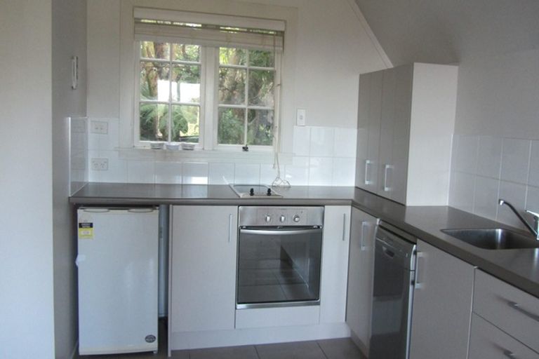 Photo of property in 71b Rosecamp Road, Beach Haven, Auckland, 0626