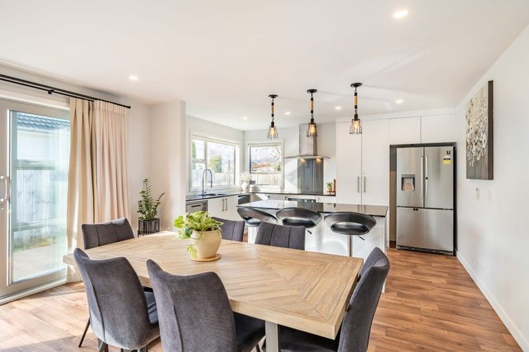 Photo of property in 25a Hikurangi Street, Trentham, Upper Hutt, 5018