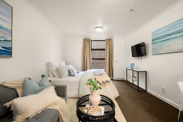 Photo of property in Aitken Street Apartments, 507/5 Aitken Street, Thorndon, Wellington, 6011