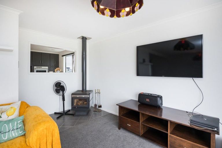 Photo of property in 67 Hartley Street, Foxton Beach, Foxton, 4815