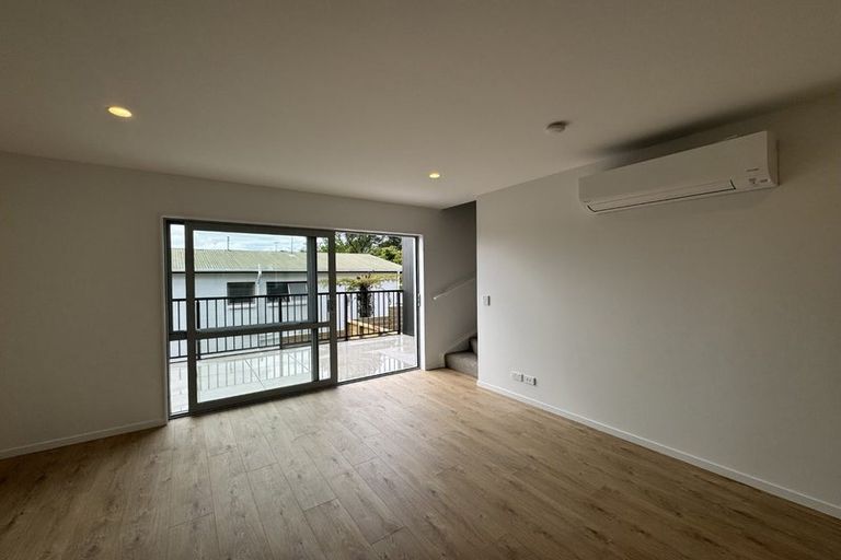 Photo of property in 6/39 Archers Road, Hillcrest, Auckland, 0629