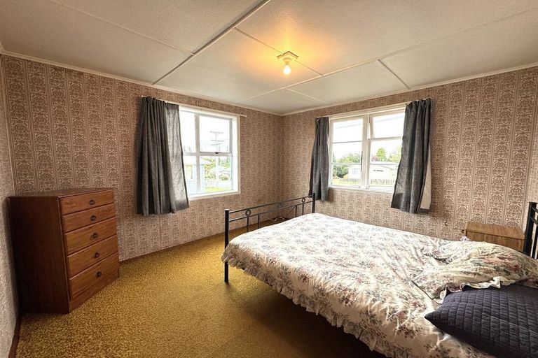 Photo of property in 14 Market Street, Kaitangata, 9210