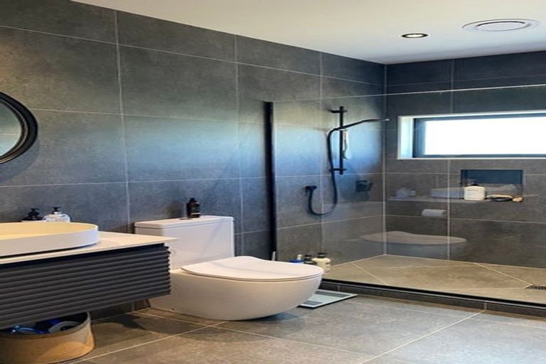 Photo of property in 5 Hirere Road, Whitford, 2571