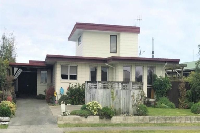 Photo of property in 27 Coventry Avenue, Tamatea, Napier, 4112