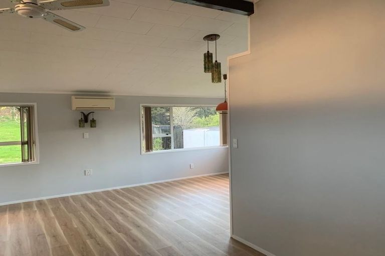 Photo of property in 3 Bush Point Road, Cable Bay, 0420