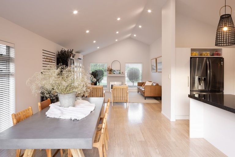 Photo of property in 119 Arataki Road, Havelock North, 4130