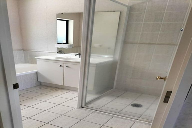 Photo of property in 13 Riplington Road, Huntington Park, Auckland, 2013