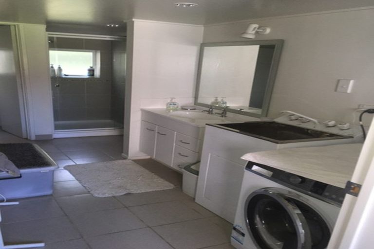 Photo of property in 3 Cardrona Valley Road, Wanaka, 9305