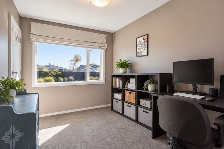Photo of property in 73 Wingate Street, Redwood, Christchurch, 8051